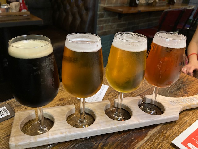 Varying Colors in a Flight of Beer